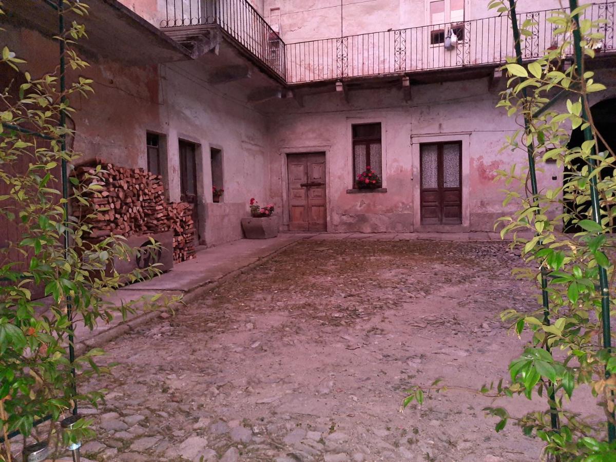 Guest House Seme Di Faggio Miasino 外观 照片