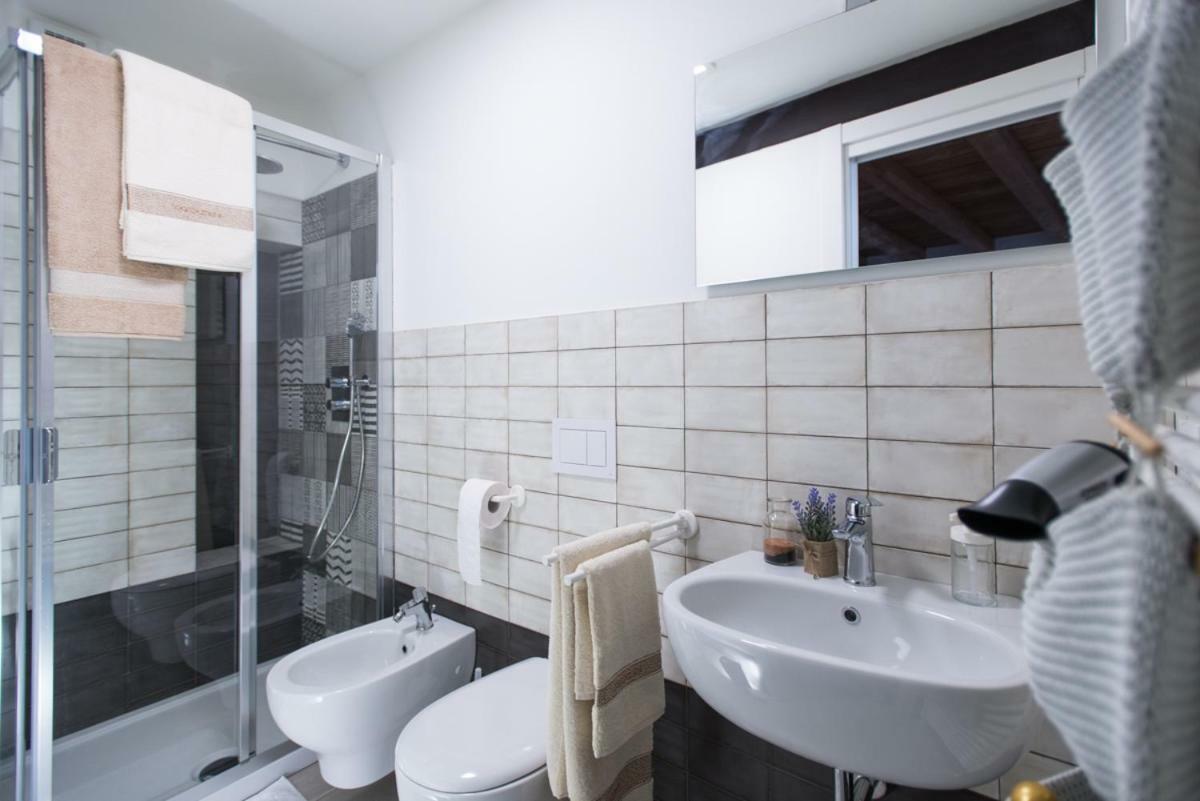 Guest House Seme Di Faggio Miasino 外观 照片